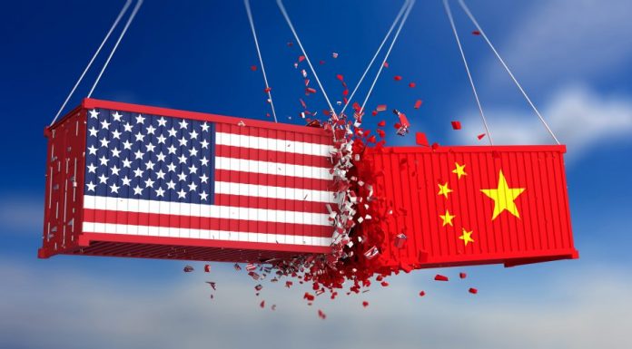 अमेरिका-चीन व्यापार युद्ध , चिनियाँ हरित उर्जामा भन्सार शुल्क अत्यधिक बढायो