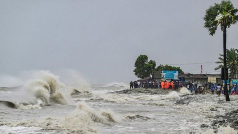 नेपालमा शक्तिशाली ‘रेमल’ चक्रवातको आंशिक प्रभाव, महाशाखाले भन्यो– सतर्क रहनू