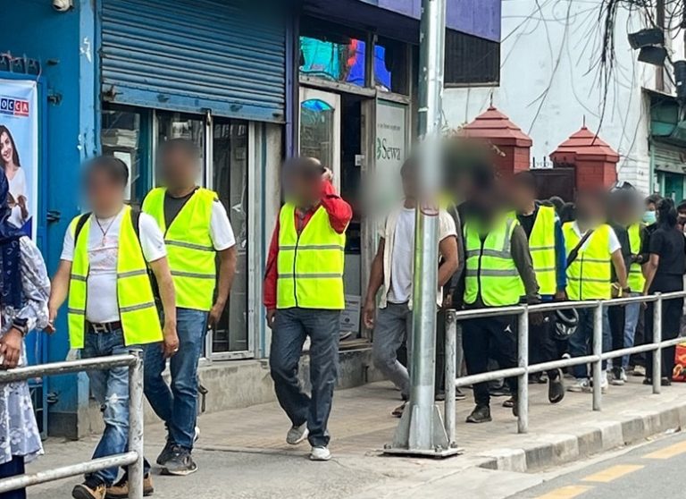 ट्राफिक नियम उल्लंघन गर्नेलाई सडकमा स्वयंसेवक खटाउन नपाइने