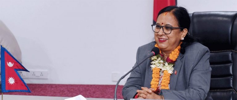 सरकारको मुख्यसचिवमा लीलादेवी गड्तौला