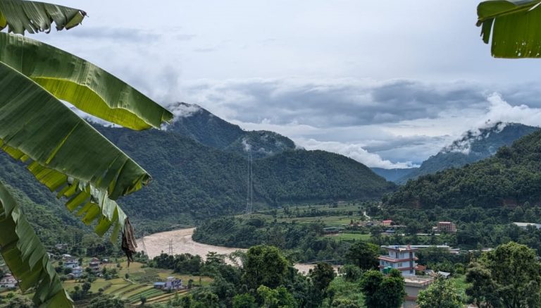 बेनिघाट ज्वाङखोलाबाट त्रिशूलीमा हामफाले सहचालक, खोजी कार्य हुँदै