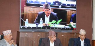 राजस्वको लक्ष्य भेट्ने गरी काम गर्न अर्थमन्त्रीको निर्देशन