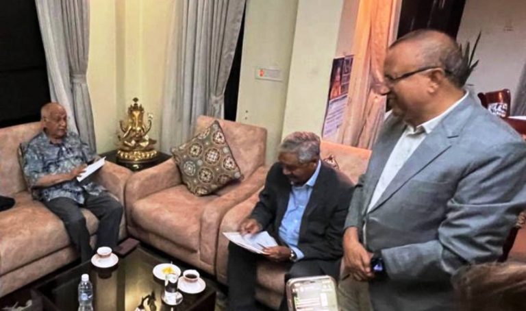 नयाँ सरकार गठनबारे देउवा-ओलीले गरे हस्ताक्षर, यस्तो छ  सहमति