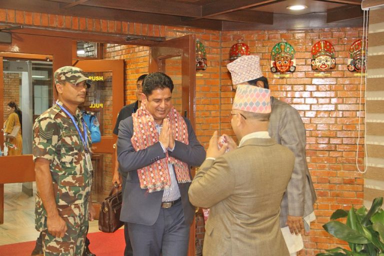भारत भ्रमण सकेर स्वदेश फर्किए उद्योगमन्त्री दामोदर भण्डारी