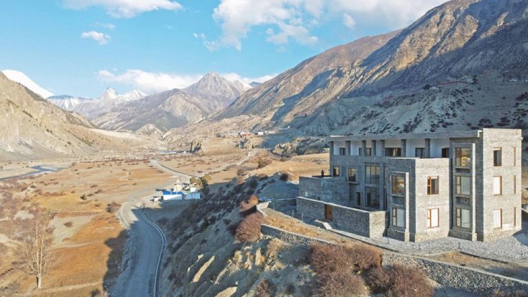 मनाङमा अत्याधुनिक होटेल सञ्चालनमा आउँदै