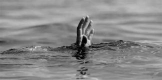 मनोहरा खोलामा हामफालेका युवकको सकुशल उद्धार