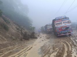 दाउन्नेमा राति मालवाहक सवारी सञ्चालनमा रोक