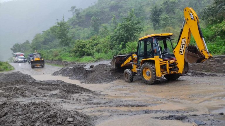 बीपी राजमार्ग निरन्तर अवरुद्ध, मर्कामा यात्रु