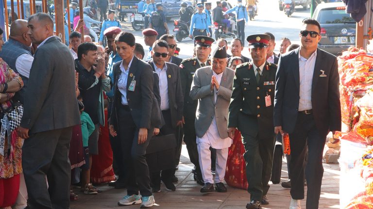 उपत्यकाका शक्तिपिठको भ्रमणमा पुगे राष्ट्रपति रामचन्द्र पौडेल