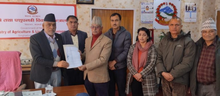 ‘डिडिसी सुधारका लागि सक्दो प्रयास गर्दैछु ‘: कृषिमन्त्री अधिकारी