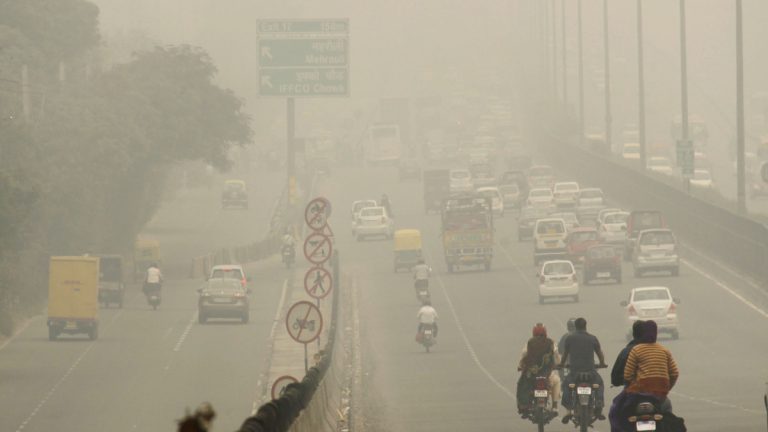 नयाँ दिल्लीमा अब सातामा दुई दिन ‘वर्म फ्रम होम’
