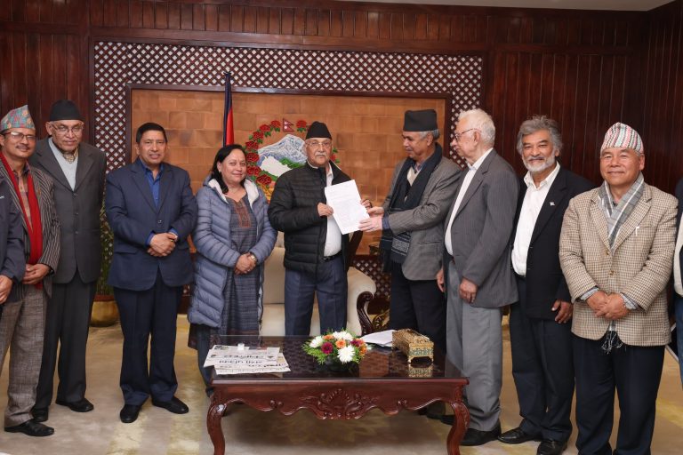 इजरायल–प्यालेस्टाइन युद्धमा तटस्थ नबस्न प्रधानमन्त्रीलाई आग्रह