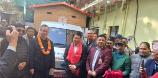 चिनियाँ दूतावासद्वारा ‘क्षत्रपाटी निःशुल्क चिकित्सालय’ लाई सवारी हस्तान्तरण