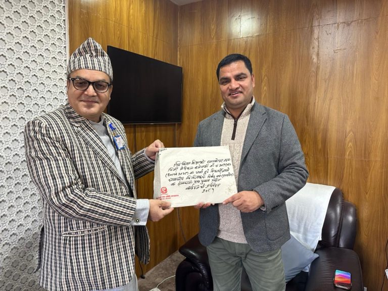 निजी कलेजमा स्नातकोत्तर भर्ना हुने आवासीय चिकित्सकलाई सरकारी सरह निर्वाह भत्ता दिन सुझाव