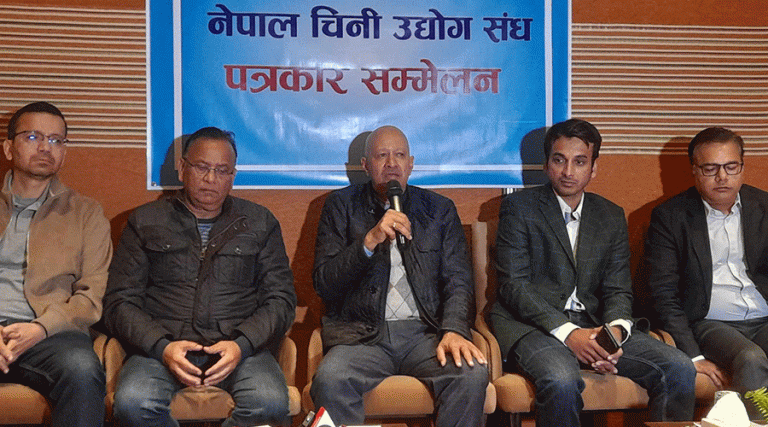 तस्करीको चिनीले स्वदेशी उद्योग समस्यामा