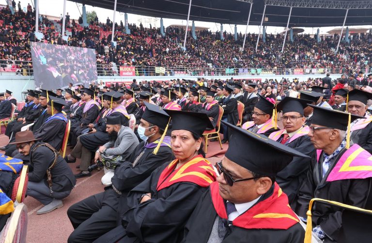 यस्तो रह्यो त्रिविको दिक्षान्त समारोह (फोटो फिचर)