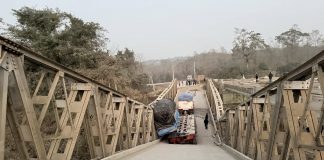 विनयी खोलामा पुल नजिकैबाट दुईतर्फी डाइभर्सन