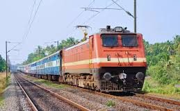 महाराष्ट्रमा दर्दनाक ट्रेन दुर्घटना, कम्तिमा ११ जनाको मृत्यु