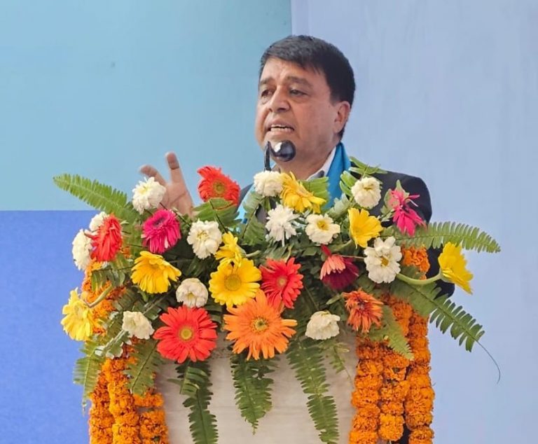 नेपालमा लगानी गर्न व्यवसायीलाई अध्यक्ष ढकालको आग्रह