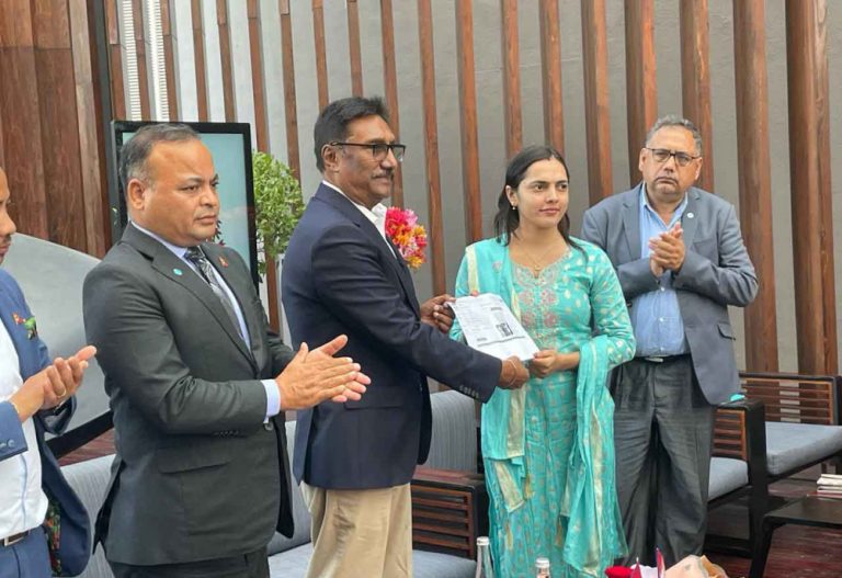 नेपाली कामदारले अब यूएईबाट समेत श्रम स्वीकृति लिन सक्ने
