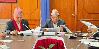 बाढीले क्षतिग्रस्त सडक पुनर्निर्माणको काम वर्षाअघि सक्न निर्देशन