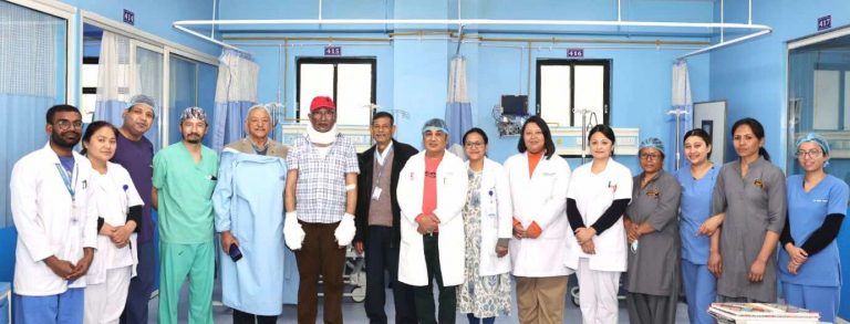 अर्थमन्त्री विष्णुप्रसाद पौडेल अस्पतालबाट डिस्चार्ज