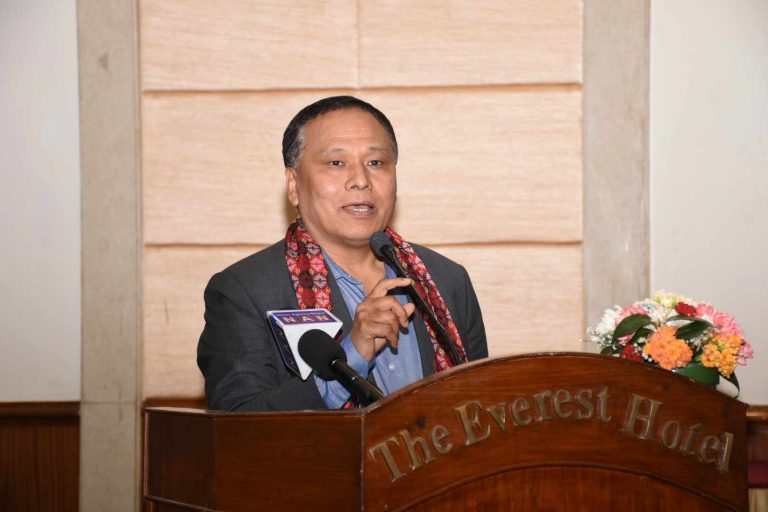 ‘जलविद्युतको आईपिओ निष्काशन रोक्नु हुँदैन’: कुलमान घिसिङ