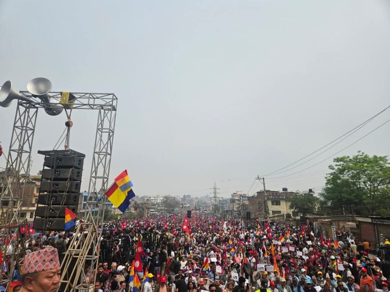 बल्खुमा राप्रपाकाे सभा