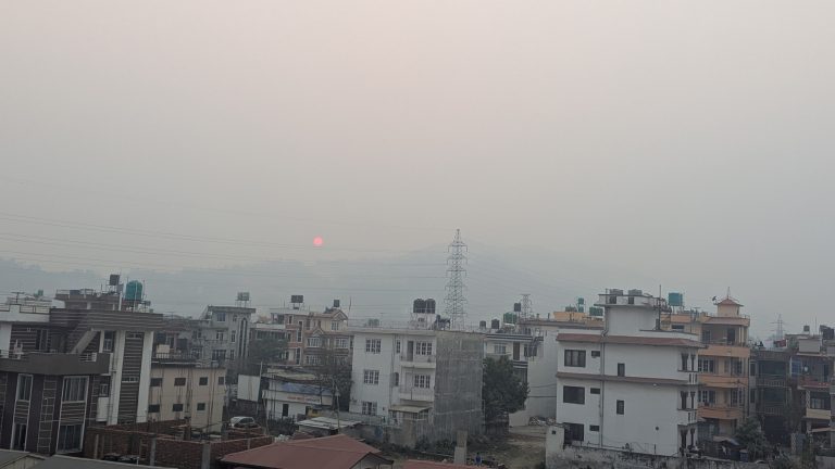 आजको मौसमः हिमाली र पहाडी भूभागमा वर्षा र हिमपातको सम्भावना