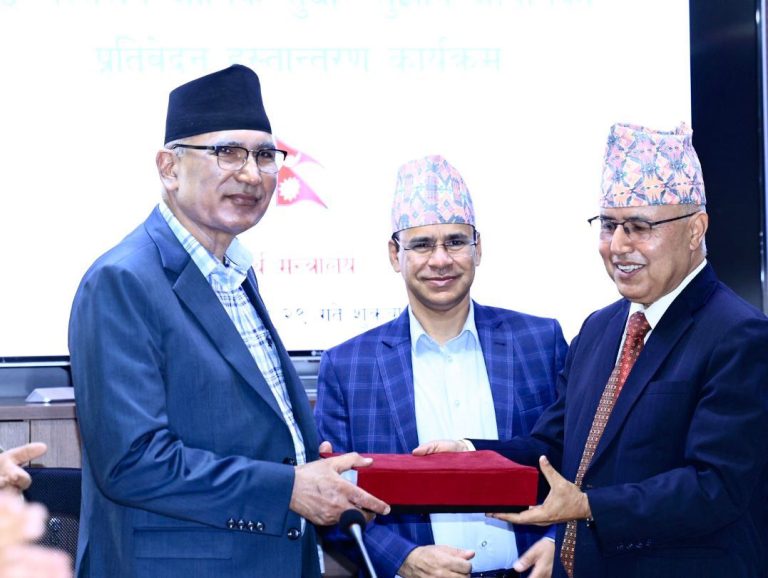 उच्चस्तरीय आर्थिक सुधार सुझाव आयोग प्रतिवेदन कार्यान्वयन कार्ययोजना बनाइने