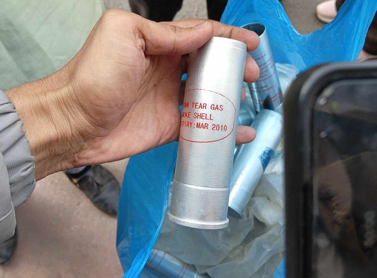 म्याद नाघेको अश्रुग्यास प्रहार नभएको महानिरीक्षक थापाकाे दावी