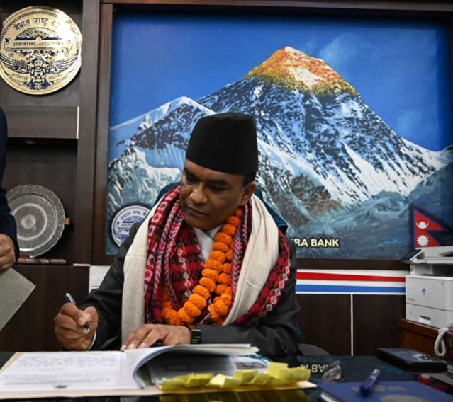 governer-2152025083205-1000x0