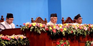 नीति तथा कार्यक्रममा स्वास्थ्यः बीमाको आर्थिक संकटसँग जुध्नेदेखि प्रदेशसम्म विशिष्ट उपचार विस्तारको कार्यक्रम