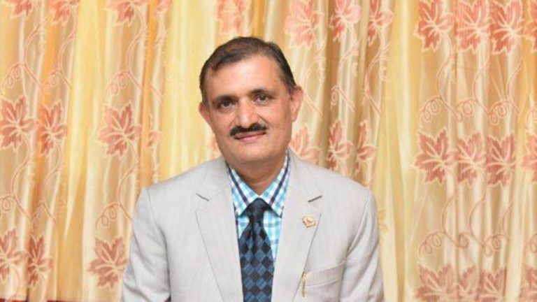 वायुसेवा निगमका कार्यकारी अध्यक्ष अधिकारीलाई निलम्बन गर्न जेनजीको माग