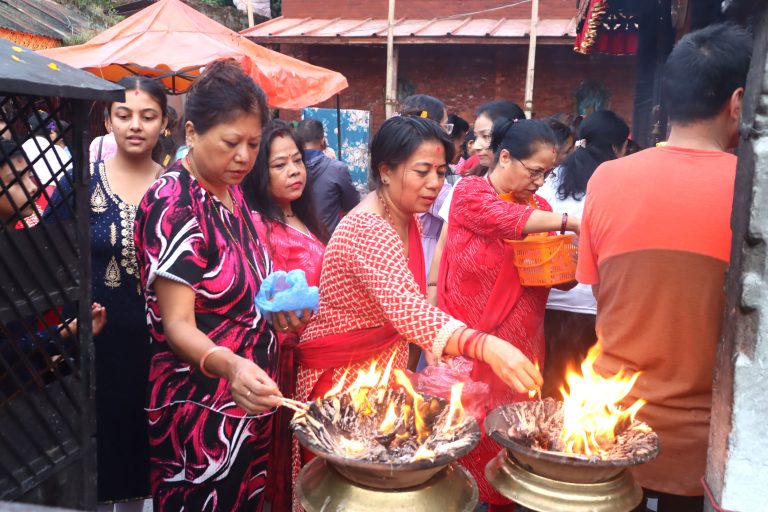 चैत्र शुक्ल पक्षः आज चैते दसैंको घटस्थापना