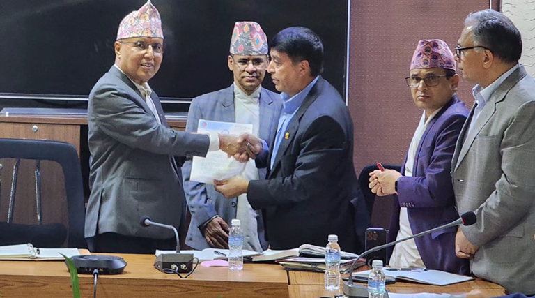 कर तिर्ने समय एक महिना थप