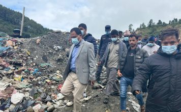 बञ्चरेडाँडामा फाेहाेर बिसर्जनमा फेरि अवराेध, सरकारले धाेका दिएकाे आरोप