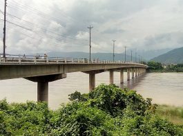 नारायणघाट बुटवल खण्डको नारायणी नदि पुल क्षेत्रमा दुई दिन राति गाडी सञ्चालनमा रोक