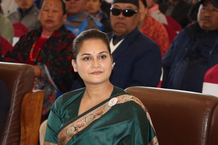 देश ठप्प पार्छौं भन्ने केपी शर्मा ओलीको अभिव्यक्तिप्रति रिमा विश्वकर्माकाे आपत्ति