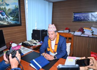 कार्यभार सम्हाल्दै शाक्यले भने ‘बाँकी कार्यकाल अझ बढी मिहिनेतको साथ काम गर्छु’