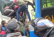 पृथ्वी राजमार्गकाे तिङ्ग्राङखानीमा दुइबस ठाेक्किए