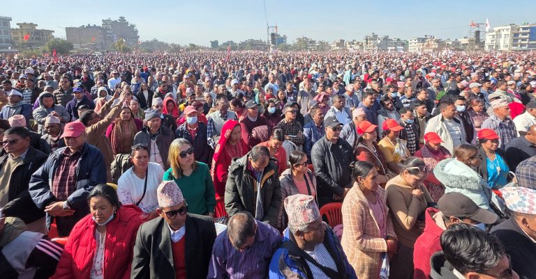 एमाले केन्द्रीय कमिटी बैठक बस्दै