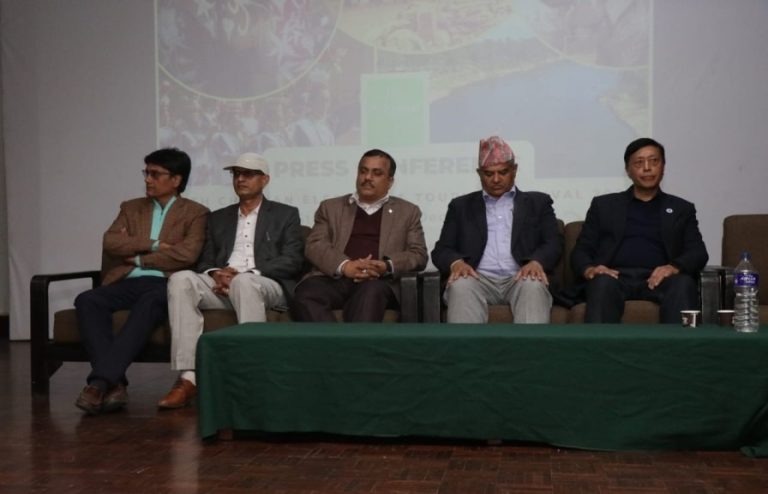 चितवन हात्ति महोत्सव ११ पुसदेखि