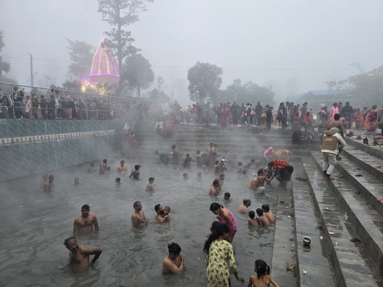 आज मकर (माघे) सङ्क्रान्ति पर्व मनाइँदै, देशभर मेला लाग्दै