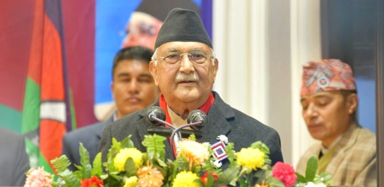 ओलीले भने: ‘भत्काएर मात्रै देश बन्दैन’