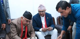 केपी शर्मा ओलीले झापा–५ बाट गरे उम्मेदवारी दर्ता