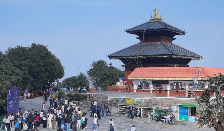चन्द्रागिरिमा महाशिवरात्री विशेष भजन–कीर्तन उत्सवको तयारी (फाेटाे फिचर)