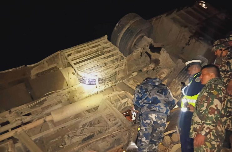 धादिङ बस दुर्घटनामा कम्तिमा १७ को मृत्यु