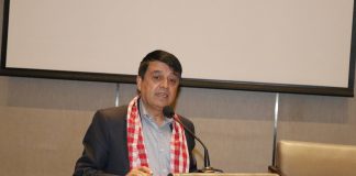 ‘गालीले हैन, आर्थिक एजेन्डाले दल स्थापित हुनुपर्छ’:चन्द्र ढकाल