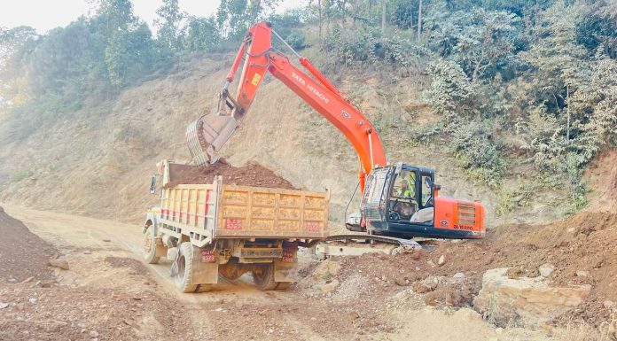 रुद्रवेणी–वामीटक्सार सडक अवरुद्ध हुने